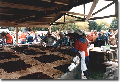 Serving the Largest Apple Pie!